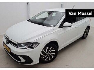 Volkswagen Polo 1.0 TSI Life Business | 95 PK | Apple Carplay / Android Auto | Stoelverwarming | Adaptief Cruise Control | Navigatie | Parkeersensoren Voor + Achter | Start / Stop Systeem |