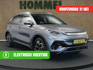 BYD Atto 3 Design 60 kWh - ORIGINEEL NEDERLANDSE AUTO - AFKOMSTIG VAN 1E EIGENAAR - 3 FASE - CAMERA - PARKEERSENSOREN VOOR/ ACHTER - NAVIGATIE - APPLE CARPLAY/ ANDROID AUTO - ELEKTRISCHE ACHTERKLEP - BEIDE STOELEN ELEKTRISCH VERSTELBAAR - PANORAMADAK - 2 LAADKABELS - DODEHOEK DETECTIE