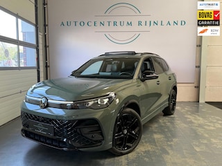 Volkswagen Tiguan 1.5 eHybrid R-Line Edition Panoramadak, Massage Stoelen, Trekhaak