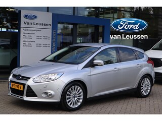 Ford Focus 125PK TITANIUM 5-DEURS SONY-AUDIO AFN-TREKHAAK PARK-SENSOREN 17"LM-VELGEN PRIVACY-GLASS CLIMA CRUISE