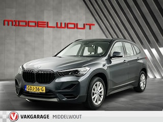 BMW X1 sDrive18i High Exe Shadow-Line Pano-dak/Leder/Stoelverw/Navi+/LED