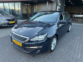 Peugeot 308 1.2 PureTech Allure PANO CAMERA CRUISE TREKHAAK CLIMA BOEKJES AANWEZIG NETJES