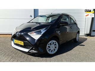 Toyota Aygo 1.0 VVT-i x-play NL-Auto Carplay Achteruitrij camera Airco Isofix