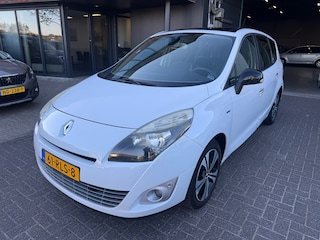 Renault Scénic 2.0 Bose AUTOMAAT PANO CAMERA TREKHAAK CRUISE CLIMA PDC ORIG NL NAP
