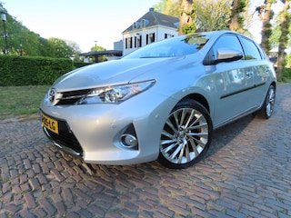 Toyota Auris 1.6 Aspiration Ecc Cruisecontrol Navigatie Achteruitrijcamera Stoelverwarming Parkassist Pdc Xenon/Led Lm Velgen Trekhaak