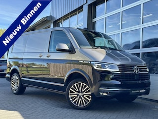 Volkswagen Transporter 2.0 TDI L1H1 | 150pk | DSG | Bulli | Two Tone | 2x schuifdeur sluithulp elek | Standkachel | BPM vrij | LED | Digital Display | Lane assist | Camera | Ex btw