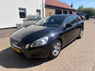 Volvo V60 T3 Kinetic Trekhaak