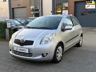 Toyota Yaris 1.3 VVTi Sol MMT | Automaat | Airco | NAP| CarPlay | Nieuwe APK