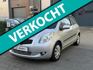 Toyota Yaris 1.3 VVTi Sol MMT | Automaat | Airco | NAP| CarPlay | Nieuwe APK