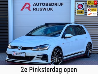 Volkswagen Golf 2.0 TSI GTI Performance Pano/Camera/Keyless