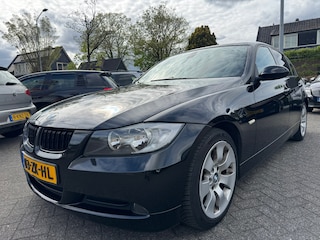 BMW 318i Business Line 143pk,Apk 13/6/27,Airco,Cruise,Nap