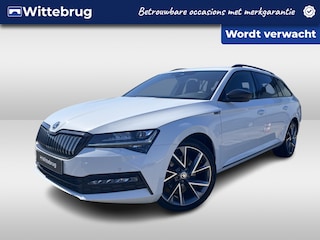 Skoda Superb Combi 1.4 TSI iV 218pk Sportline DSG Automaat / Panorama schuifdak / LM 19 inch / 360 camera / Navigatie / LED Matrix