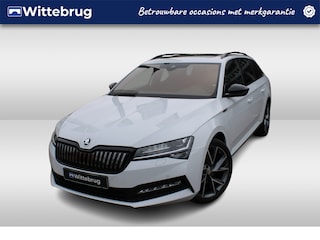 Skoda Superb Combi 1.4 TSI iV 218pk Sportline DSG Automaat / Panorama schuifdak / LM 19 inch / 360 camera / Navigatie / LED Matrix