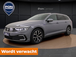 Volkswagen Passat Variant 1.4 TSI PHEV GTE | Trekhaak | Camera | ACC | Elek. Achterklep | Stoelverwarming | Matrix LED | Spiegelpakket | 17'' |