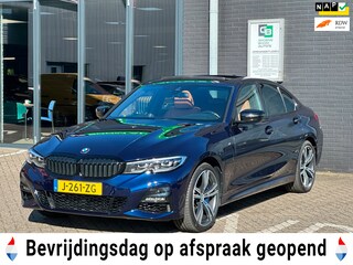 BMW 330e eDrive Edition/CAMERA/CARPLAY/PANO-DAK/NL-AUTO NAP!!