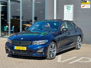 BMW 330e eDrive Edition/CAMERA/CARPLAY/PANO-DAK/NL-AUTO NAP!!