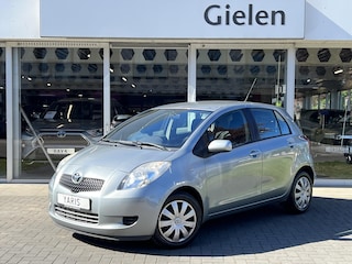 Toyota Yaris 1.3 VVTI 5-DRS Sol | Airconditioning, Centrale deuvergrendeling, Elektrische ramen, Radio/CD-Speler