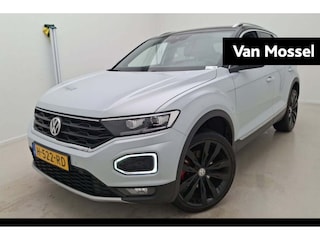 Volkswagen T-Roc 1.5 TSI Sport | 150 PK | Automaat | Apple Carplay / Android Auto | Adaptief Cruise Control | Parkeercamera | Stoelverwarming | Navigatie |
