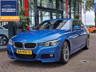 BMW 330e IPERFORMANCE AUTOMAAT | M-Sportpakket | Navi | ECC | PDC | 18inch | Cruise Control BMW 3-serie 330e  IPERFORMANCE AUTOMAAT | M-Sportpakket | Navi | ECC | PDC | 18inch | Cruise Control