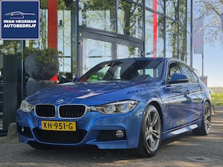 BMW 330e IPERFORMANCE AUTOMAAT | M-Sportpakket | Navi | ECC | PDC | 18inch | Cruise Control BMW 3-serie 330e  IPERFORMANCE AUTOMAAT | M-Sportpakket | Navi | ECC | PDC | 18inch | Cruise Control
