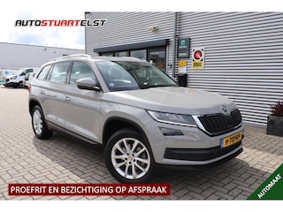 Skoda Kodiaq 1.5 TSI Business Edition 7p. 1e Eigenaar | Volledig Onderh | BTW | NAP | 7P | Stoelverwarming | Trekhaak | Camera | Navi | Climate | Carplay | Bots | DAB | Keyless | LED | PDC