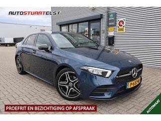Mercedes-Benz A-klasse 180 Business Solution AMG 1e Eigenaar | Volledig Onderh | BTW | NAP | Widescreen | Stoelverwarming | Carplay | Camera | Sfeer | Navi | Climate | Keyless | Bots | PDC
