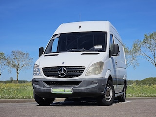 Mercedes-Benz Sprinter 209