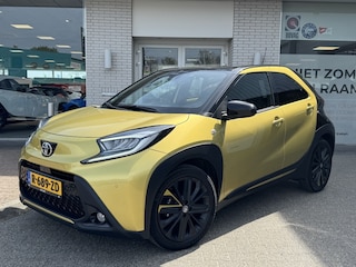 Toyota Aygo 1.0 VVT-i S-CVT Premium | JBL | Sensoren V/A | Stoelverwarming |
