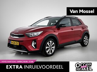 Kia Stonic 1.0 T-GDi MHEV DynamicPlusLine | LMV | Navigatie | Parkeer sensoren | Climate control | Bluetooth | Cruise control | DAB | Camera | Apple carplay