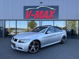 BMW 320i Sedan M-Sport Schuifdak Stoelvw Alcantara Sportint
