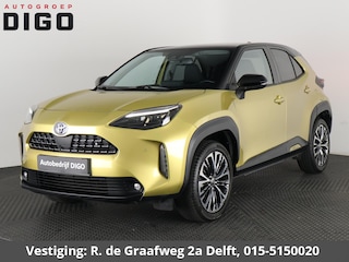 Toyota Yaris Cross 1.5 Hybrid Executive Bi-Tone | Panoramadak | Dodehoek Detectie | HUD | Navigatie