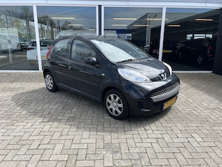 Peugeot 107 1.0-12V Urban Move