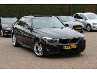 BMW 3-serie GT 330i High Executive Ed. M Sport / Panoramadak / Head-up / 360Camera / Harman Kardon / Leder / 18'' / Keyless / Navigatie / DAB / Stoelverwarming / Cruise Control