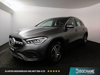 Mercedes-Benz GLA 180 Business Solution | navigatiesysteem full map | lederen bekleding | electronic climate control | achteruitrijcamera | Cruise control | LED verlichting | stoelverwarming |