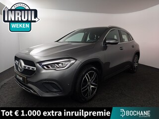 Mercedes-Benz GLA 180 Business Solution | navigatiesysteem full map | lederen bekleding | electronic climate control | achteruitrijcamera | Cruise control | LED verlichting | stoelverwarming |