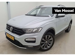 Volkswagen T-Roc 1.0 TSI Style | 116 PK | | Apple Carplay / Android Auto | Navigatie | Parkeersensoren Voor & Achter | Buitenspiegels Elektrisch Inklapbaar | Cruise Control Adaptief
