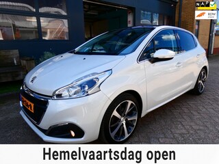 Peugeot 208 1.2i 110pk 2e eig. VOL-Automaat Clima Navi Pano LED PDC