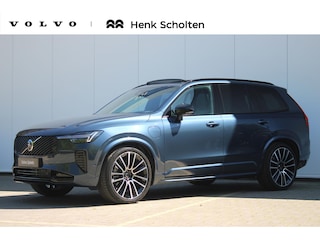 Volvo XC90 T8 Plug-in hybrid AWD Ultra Dark | 22" Velgen | Gelaagde Ruiten Rondom | Panoramisch Schuif-/Kanteldak | Wegklapbare Trekhaak | Luchtvering | Verwarmbare voorstoelen met massagefunctie en ventilatie | Bowers & Wilkins High End Audio | Head-up display | 360 Camera |