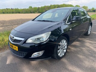 Opel Astra 1.4 Turbo Cosmo