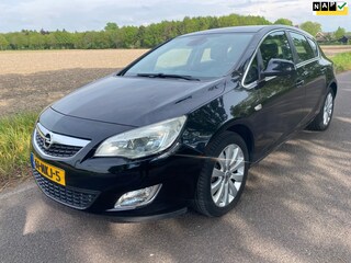 Opel Astra 1.4 Turbo Cosmo