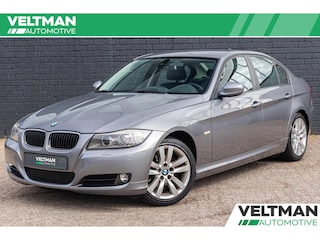 BMW 318i Corporate Lease Luxury Line NAVI LEER ORIGINEEL NL AUTO