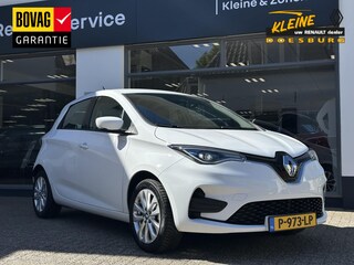 Renault Zoe R110 Experience 52 kWh | SoH 95.4% | Lage tellerstand | Dealer onderhouden | Parkeersensoren achter | Koopbatterij | Geen accuhuur | All Seasonbanden |