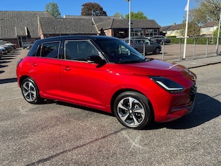 Suzuki Swift 1.2 Style Smart Hybrid // AUTOMAAT // Slechts 7800 KM // Door ons nieuw geleverd onderhouden // Rijklaarprijs!