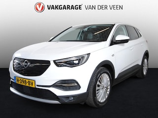 Opel Grandland X 1.2 Turbo Innovation | Carplay | Luxe uitgevoerd | Winterpakket!