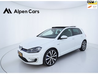 Volkswagen Golf 1.4 TSI GTE Panodak / Camera / NAVI / Cruise / Keyless / Leder / NAP