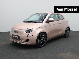 Fiat 500 e 42 kWh La Prima | ACHTERUITRIJCAMERA | STOELVERWARMING | APPLE CARPLAY - ANDROID AUTO | LEDEREN BEKLEDING | ADAPTIVE CRUISE CONTROL |