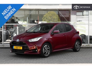 Toyota Yaris 1.5 Hybrid Business Plus