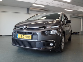 Citroën C4 SpaceTourer 1.2 PureTech Feel 130pk!!, 7 persoons uitvoering!! Navigatie, Clima controle,  Cruise controle, Elek ramen/Spiegels, Led verlichting, Extra getint glas achter, Lm vegen 16'', Pdc achter, Nederlandse auto!! Bovag afleverpakket 695,-