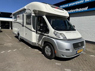 Carthago Chic C-Line tplus 5.2h Carthago Chic c-line tplus 5.2h /AUTOMAAT/AIRCO/CAMERA/LEVELSYSTEEM/NIEUWE KOELKAST /ELECTR HEFBED/QUEENSBED/4 PERS/ IN OPDRACHT VAN KLANT!