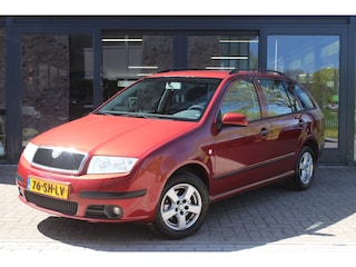 Skoda Fabia Combi 1.4-16V Elegance | Cruise-control | Trekhaak | Airco | All-Season |